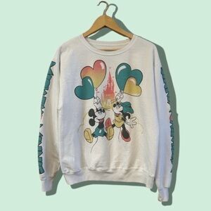 Disney Women’s Size Medium Sweatshirt Mickey and Minnie Crewneck